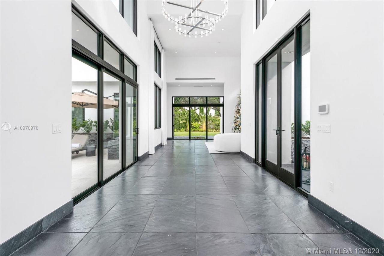 Villa in Miami, USA, 550 m² - picture 13