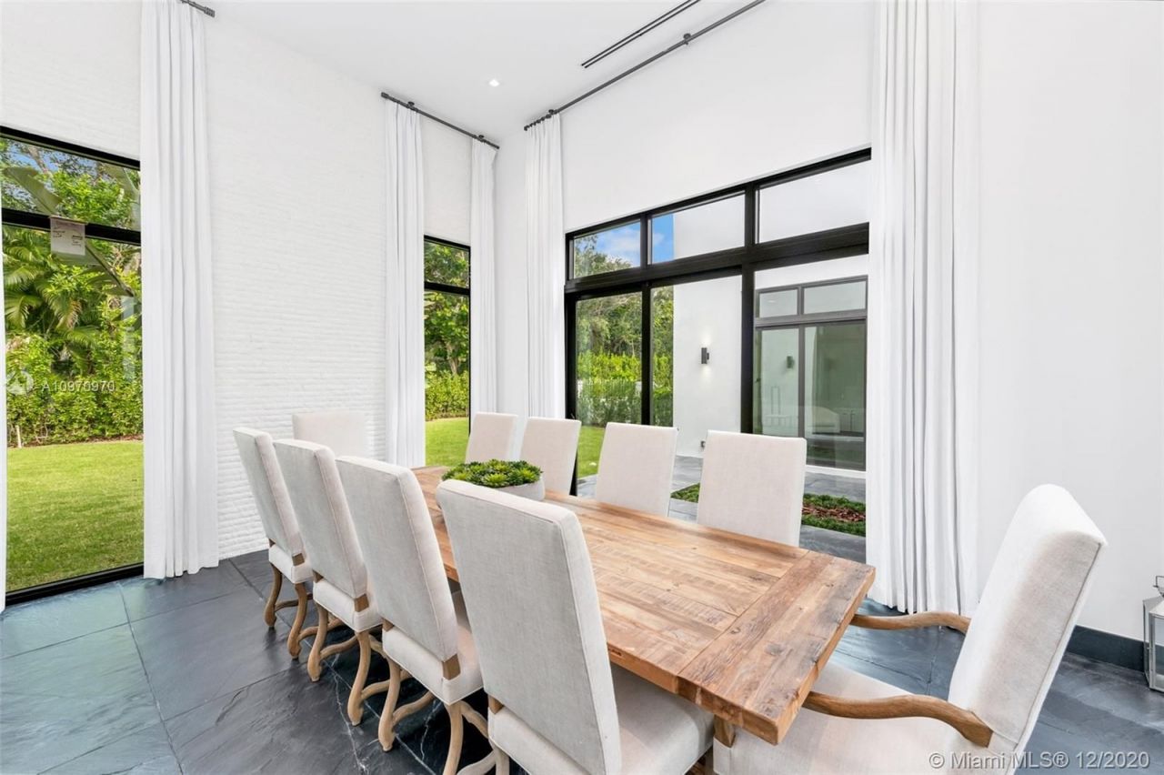 Villa in Miami, USA, 550 m² - picture 11