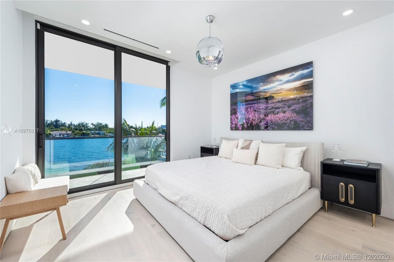 Villa in Miami, USA, 500 m² - picture 4