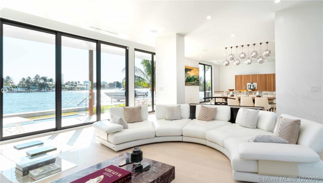 Villa in Miami, USA, 500 m² - picture 5