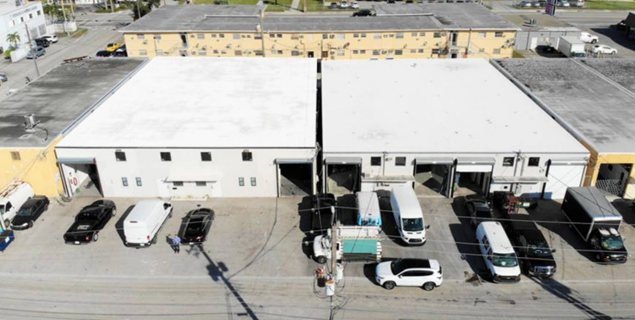 Gewerbeimmobilien in Miami, USA, 1 500 m² - Foto 2