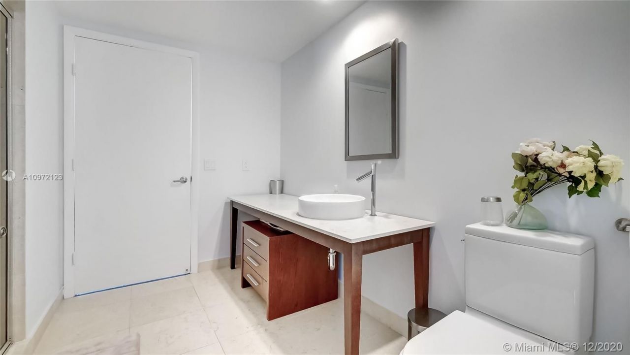 Appartement à Miami, États-Unis, 140 m² - image 6