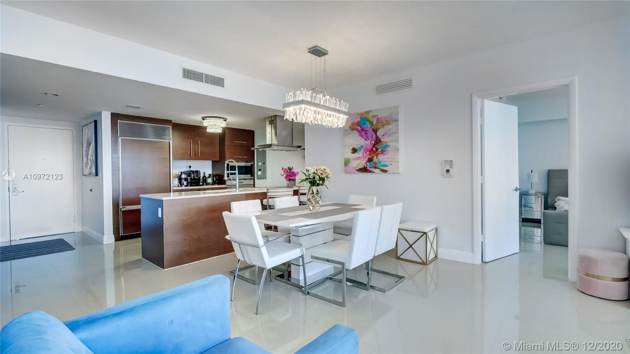 Appartement à Miami, États-Unis, 140 m² - image 3
