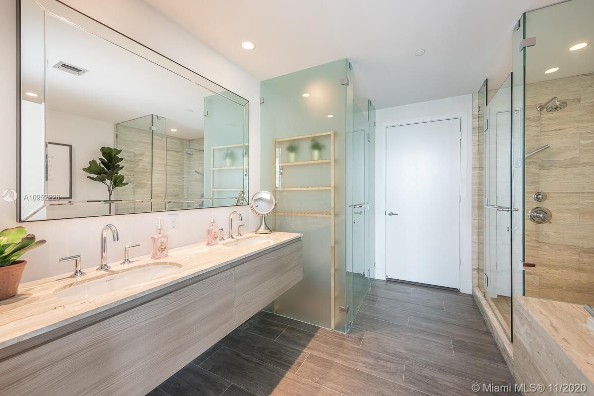 Piso en Miami, Estados Unidos, 100 m² - imagen 5