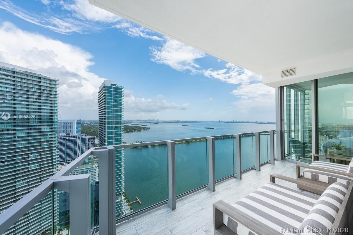 Piso en Miami, Estados Unidos, 100 m² - imagen 14