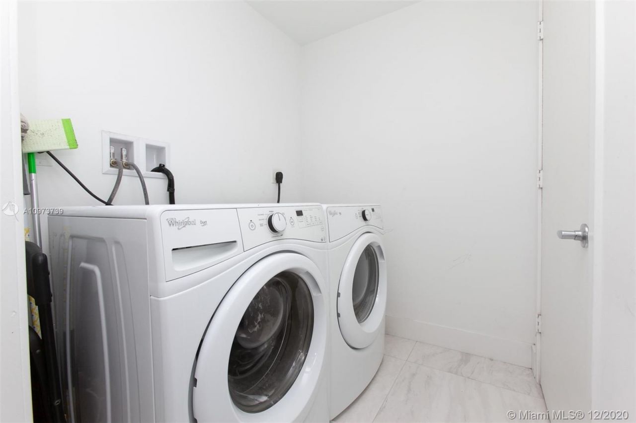 Flat in Miami, USA, 200 m² - picture 4