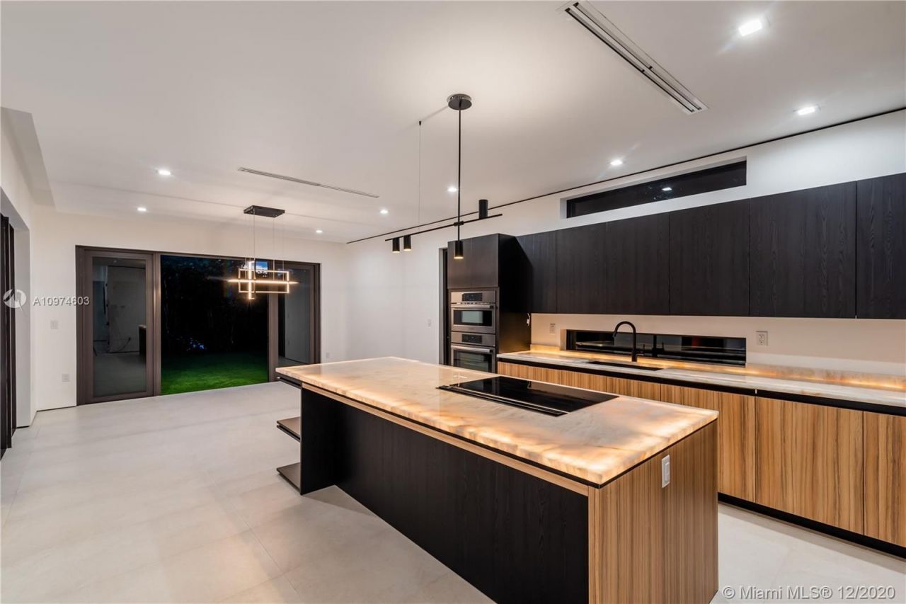 Villa a Miami, USA, 250 m² - foto 12