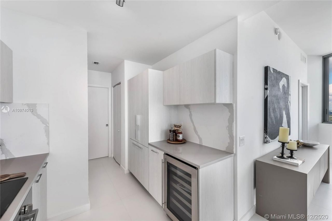 Ático en Miami, Estados Unidos, 220 m² - imagen 9