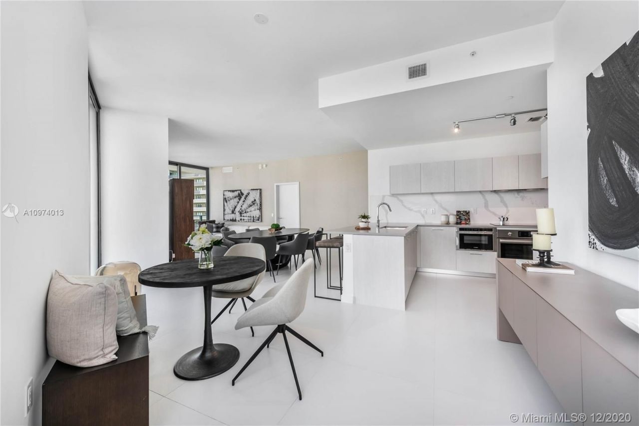 Ático en Miami, Estados Unidos, 220 m² - imagen 11