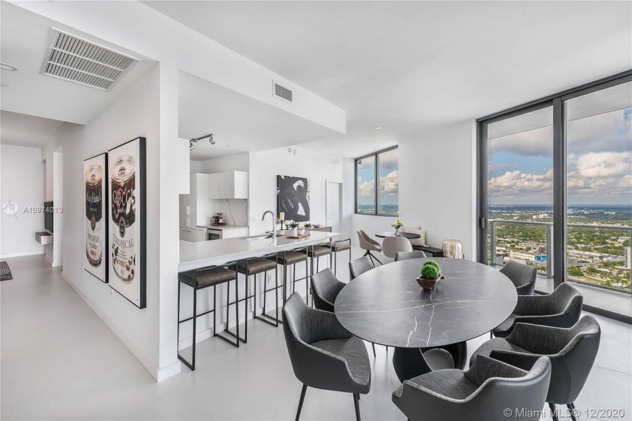 Ático en Miami, Estados Unidos, 220 m² - imagen 12