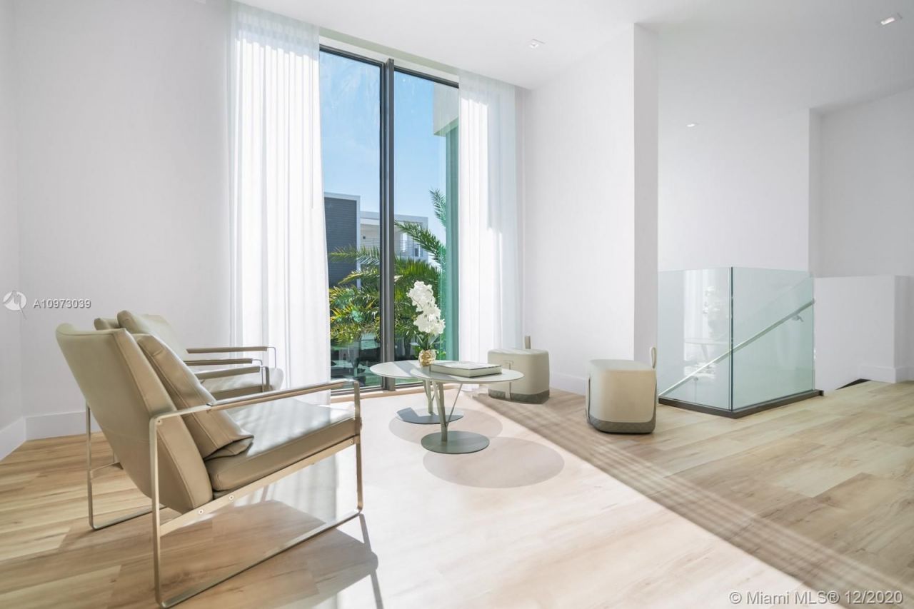 Villa en Miami, Estados Unidos, 450 m² - imagen 10