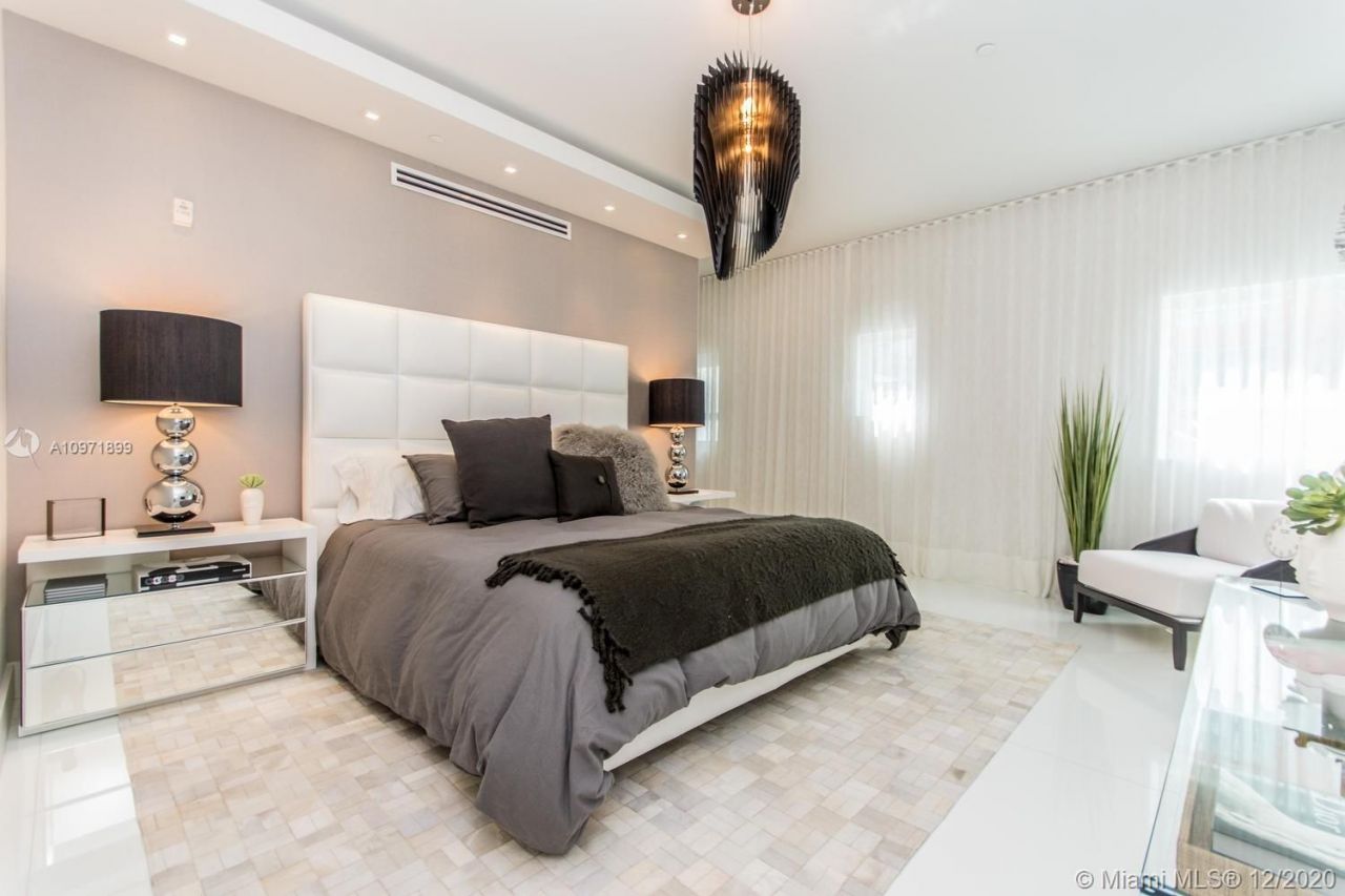 Flat in Miami, USA, 130 m² - picture 13