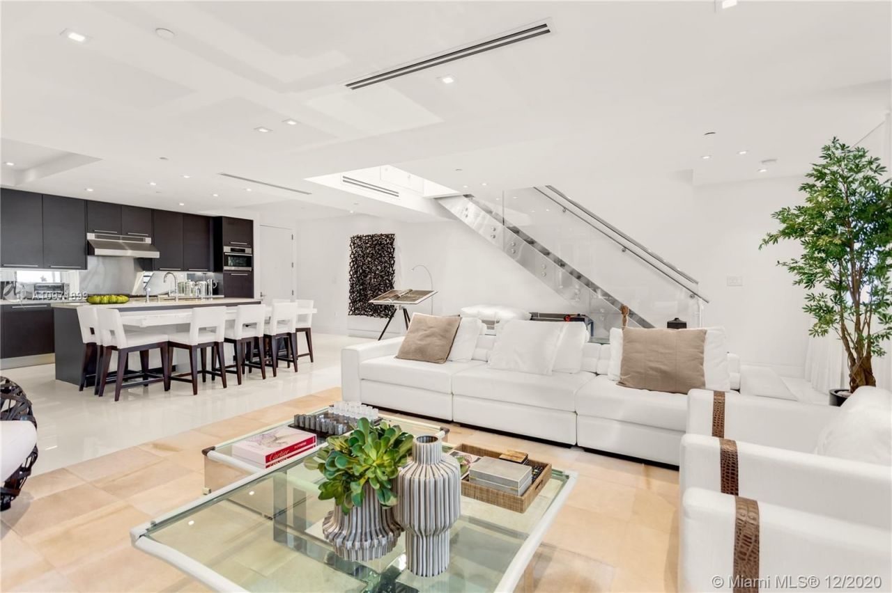 Flat in Miami, USA, 130 m² - picture 2