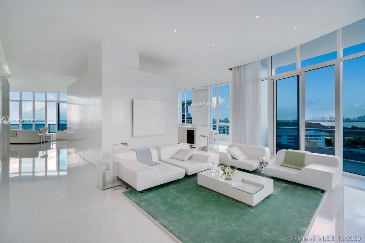 Penthouse in Miami, USA, 800 m² - picture 12