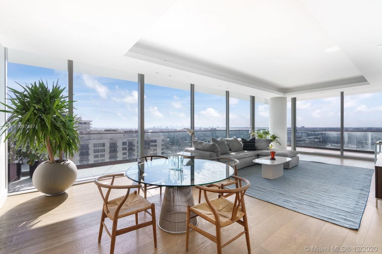 Flat in Miami, USA, 380 m² - picture 6