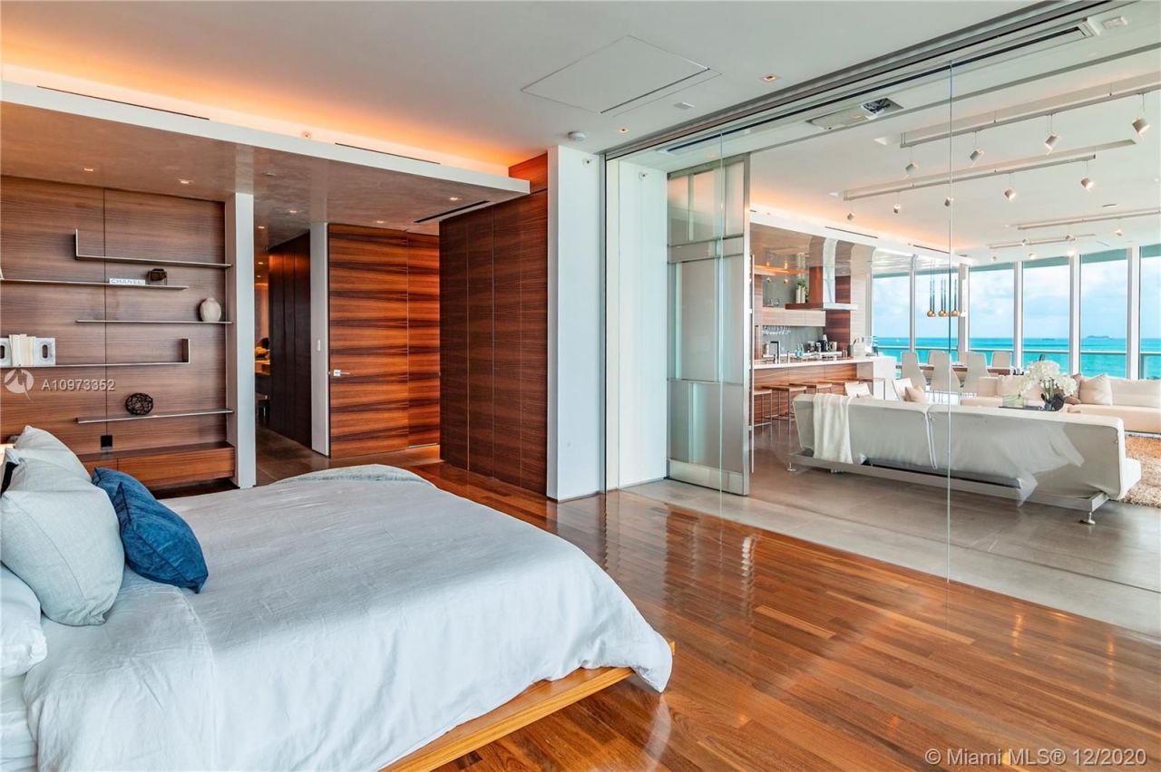 Piso en Miami, Estados Unidos, 250 m² - imagen 8