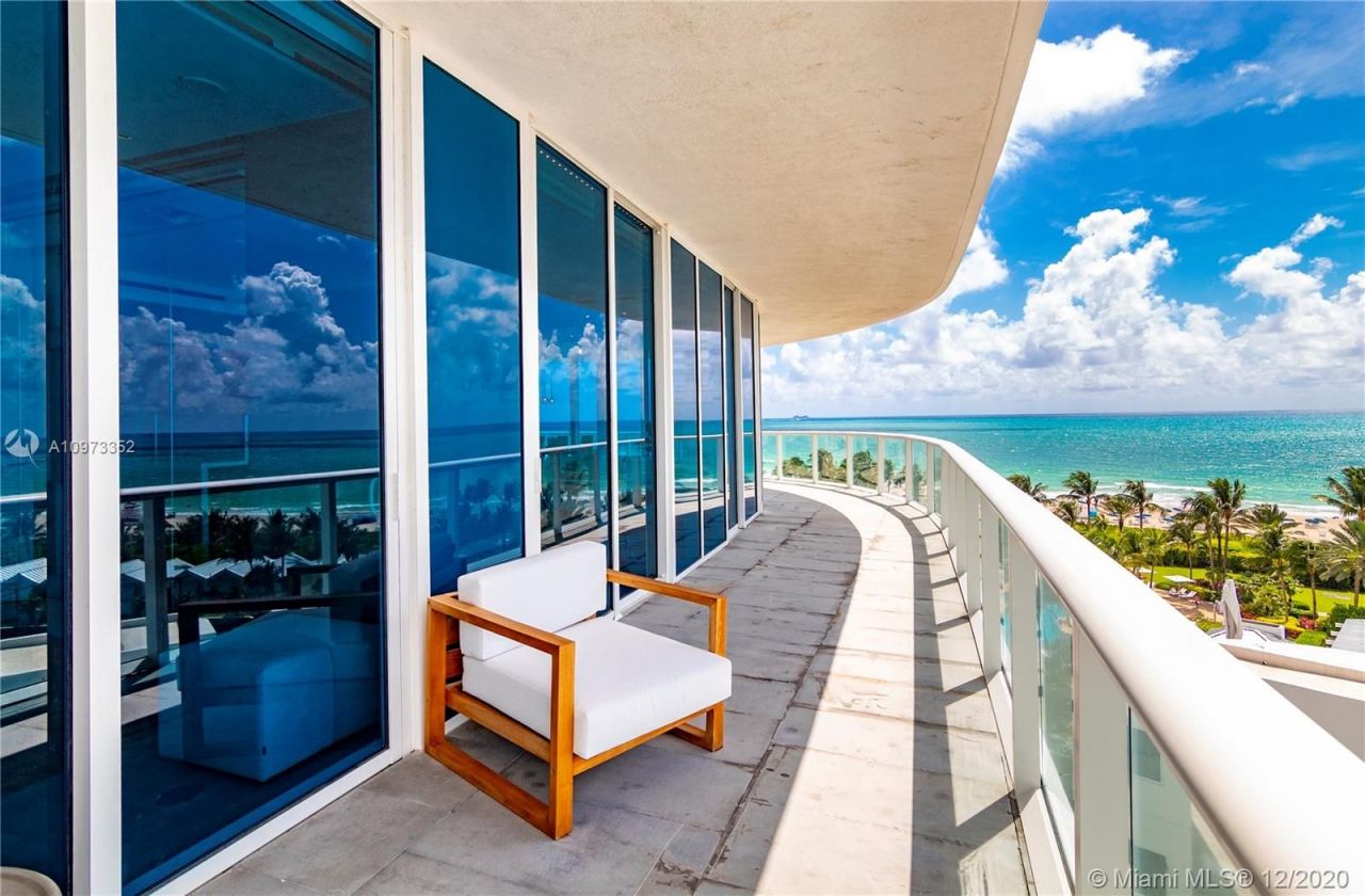 Piso en Miami, Estados Unidos, 250 m² - imagen 12