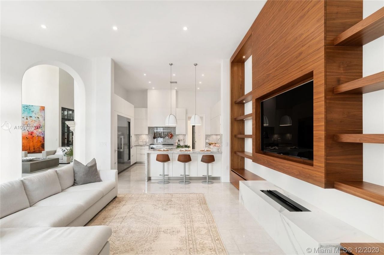 Villa en Miami, Estados Unidos, 550 m² - imagen 11