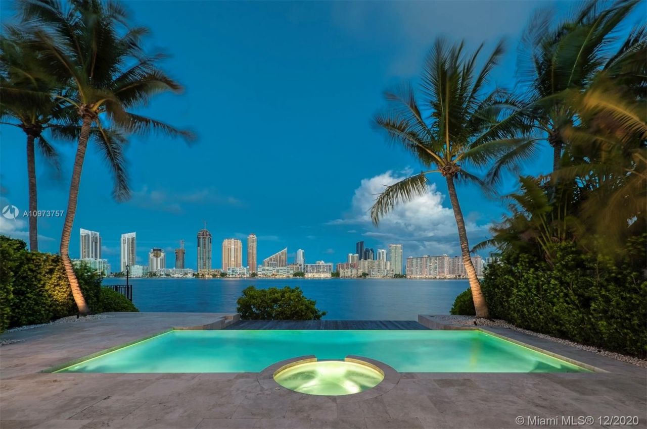 Villa en Miami, Estados Unidos, 550 m² - imagen 17