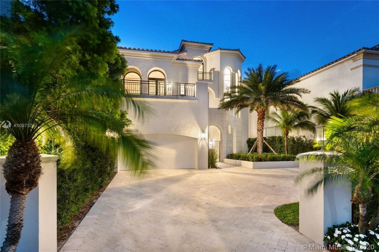 Villa en Miami, Estados Unidos, 550 m² - imagen 18