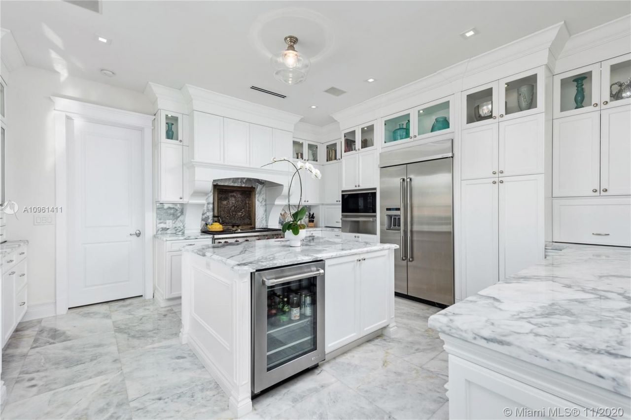 Villa in Miami, USA, 600 m² - picture 8