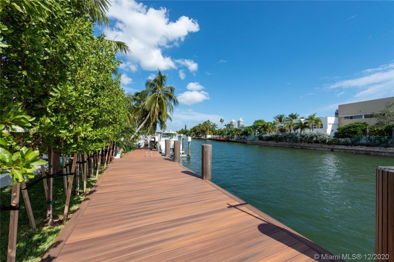 Villa à Miami, États-Unis, 420 m² - image 15