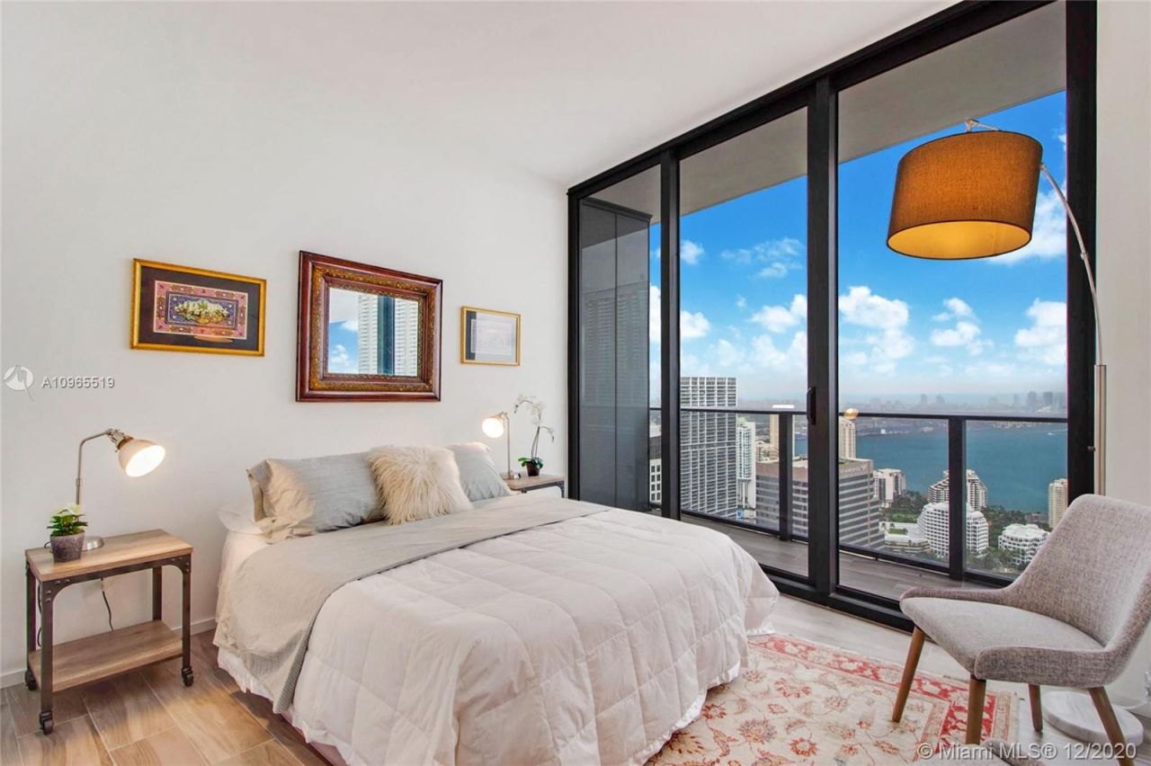 Flat in Miami, USA, 120 m² - picture 9