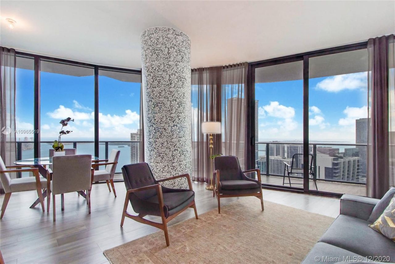 Appartement à Miami, États-Unis, 120 m² - image 1