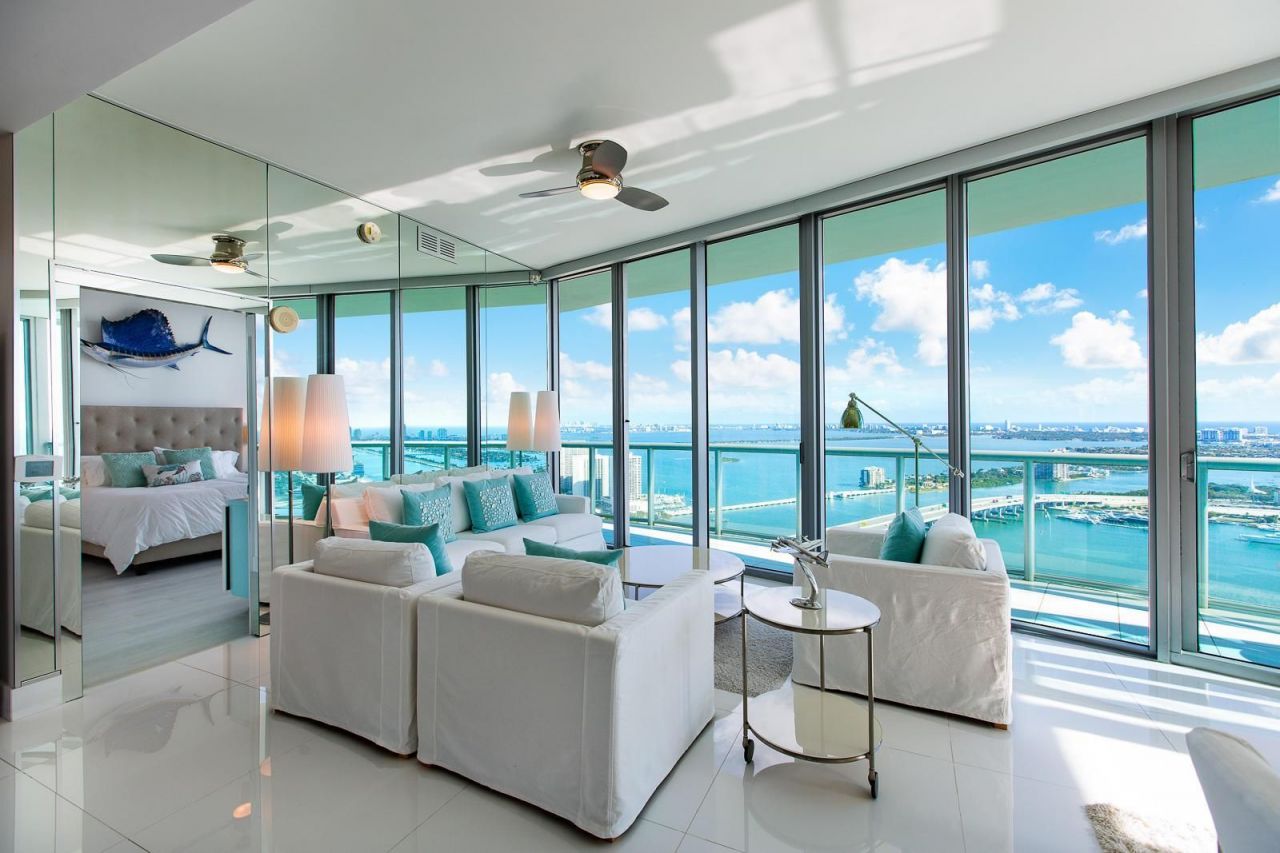 Flat in Miami, USA, 160 m² - picture 2