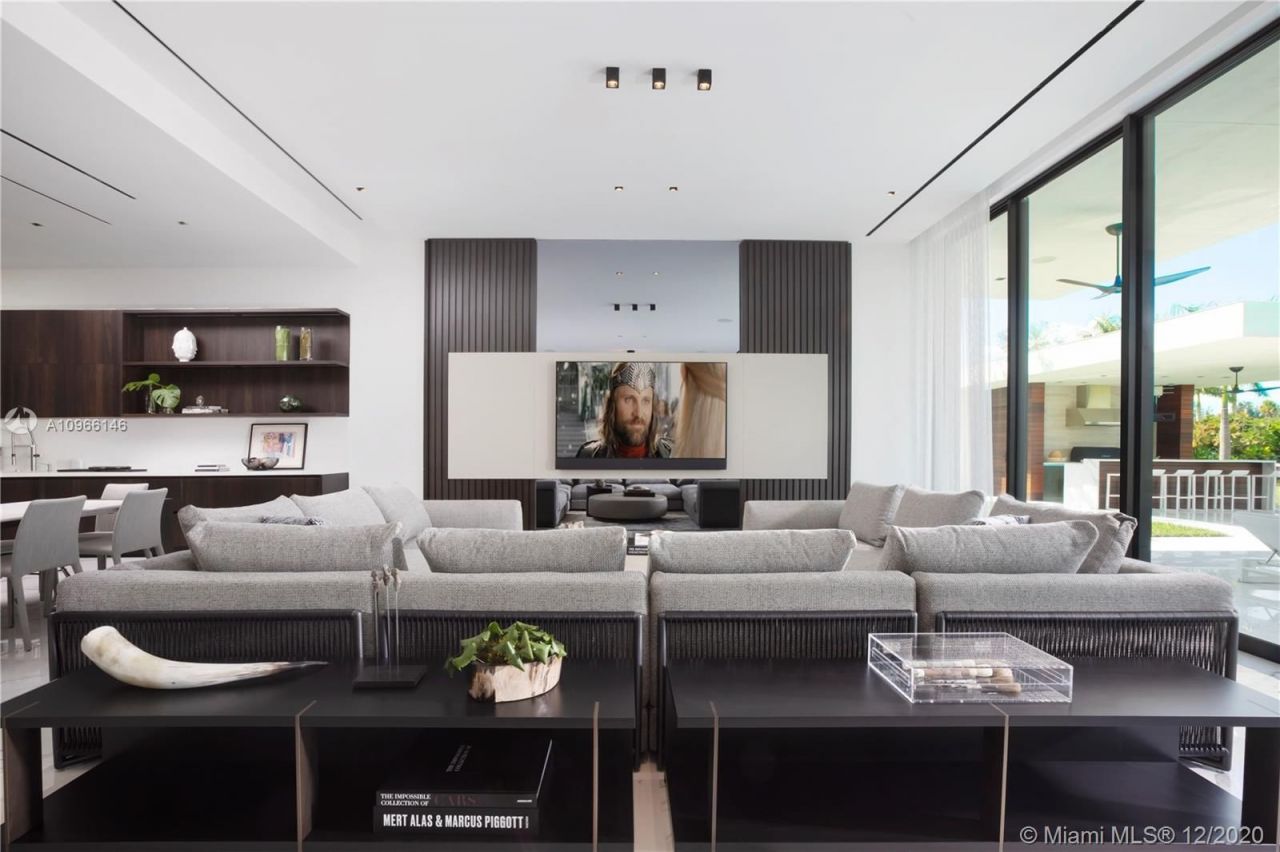 Villa in Miami, USA, 900 m² - picture 15