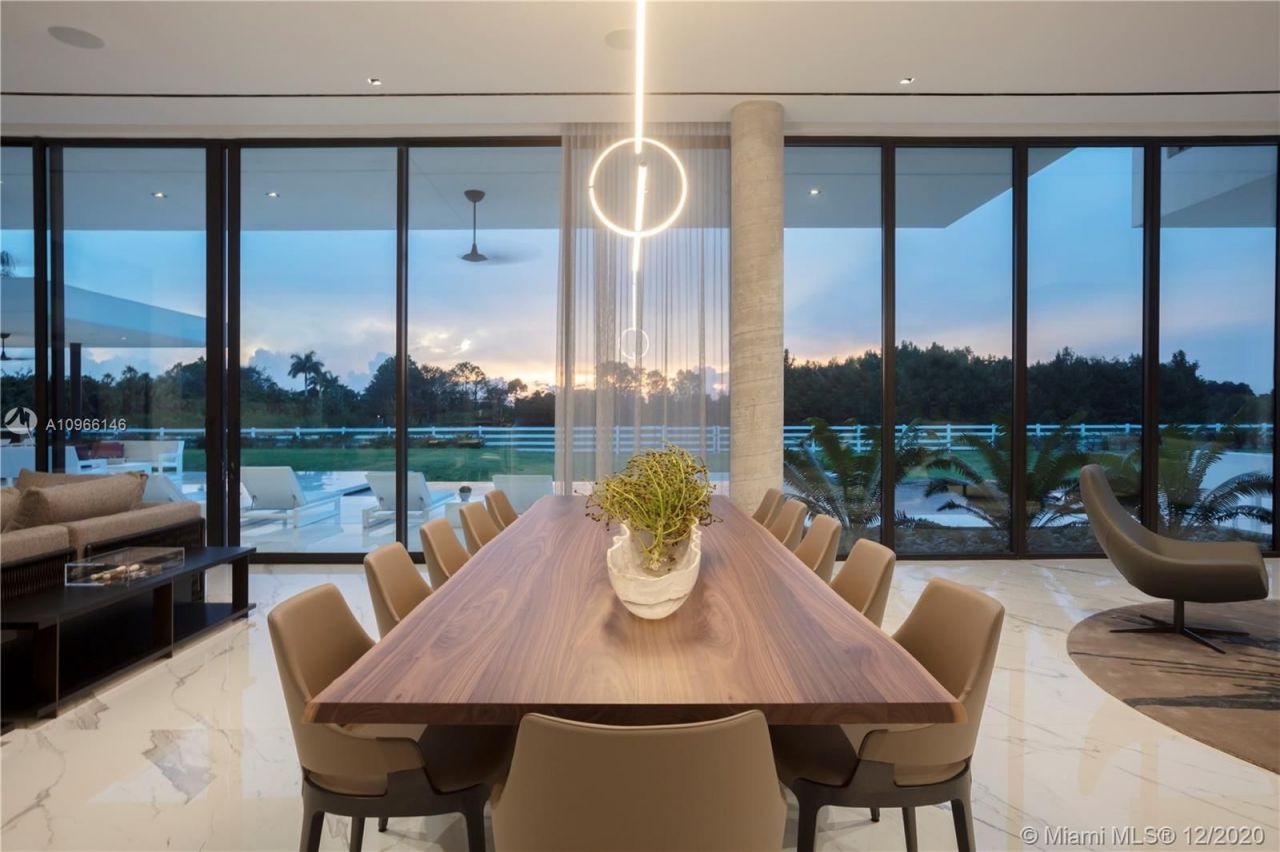 Villa in Miami, USA, 900 m² - picture 12