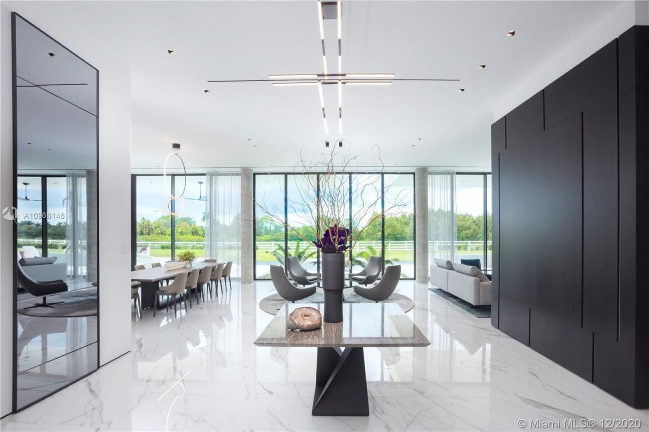 Villa in Miami, USA, 900 m² - picture 14