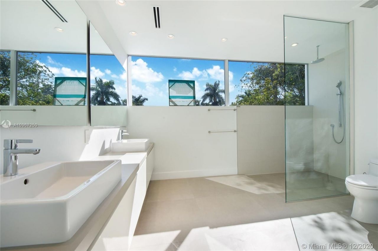 Villa à Miami, États-Unis, 380 m² - image 8