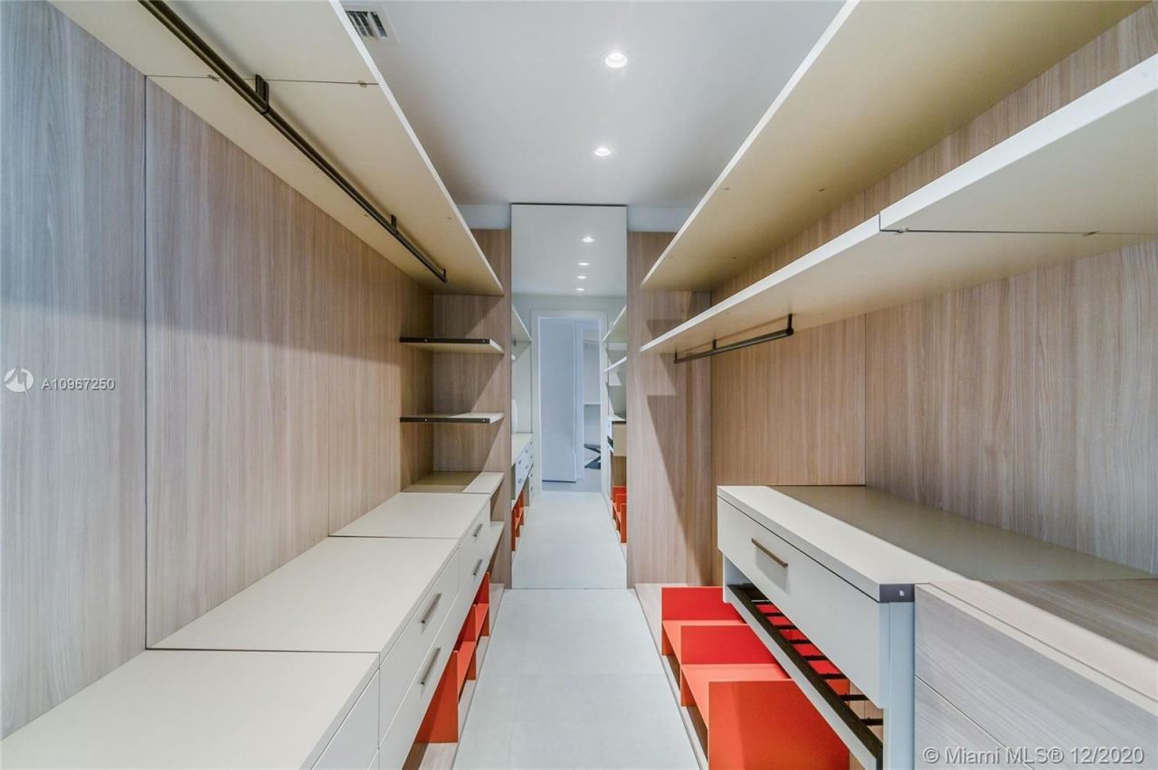 Villa à Miami, États-Unis, 380 m² - image 7