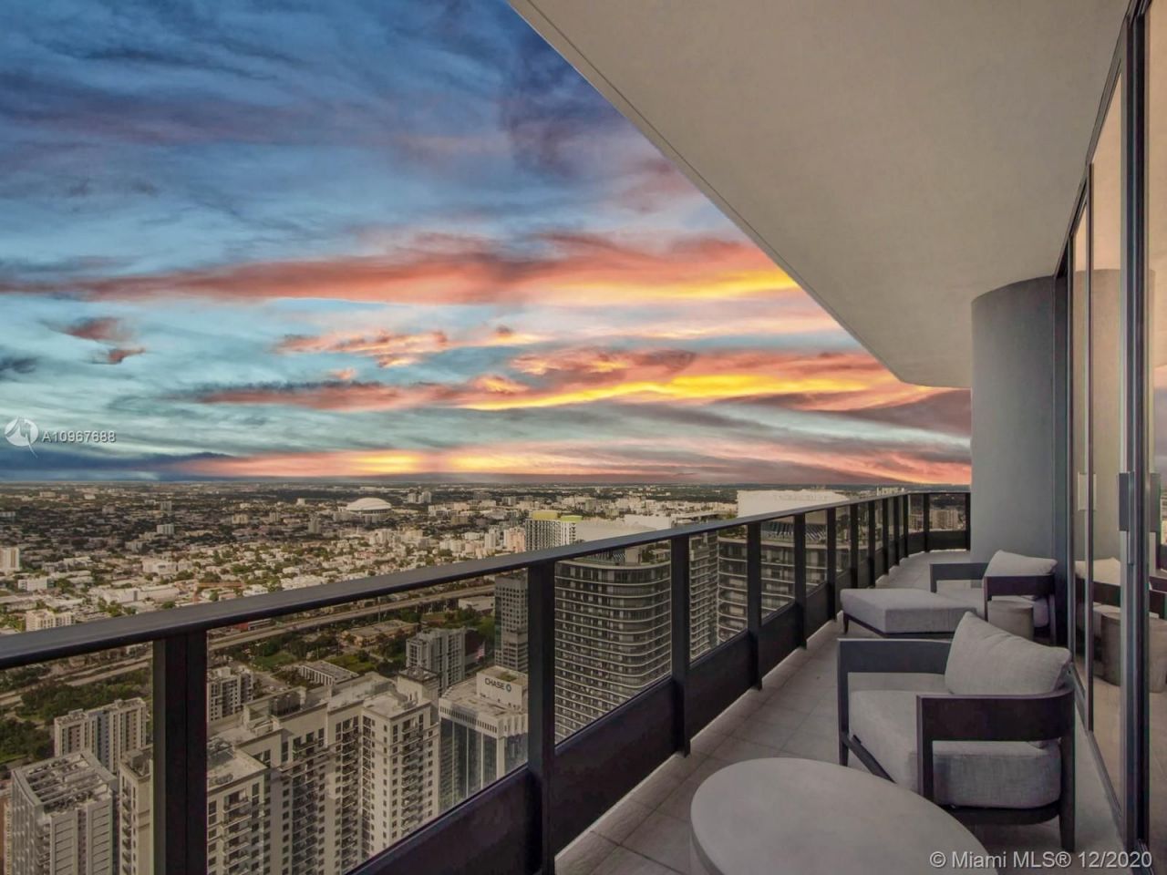 Penthouse à Miami, États-Unis, 160 m² - image 1