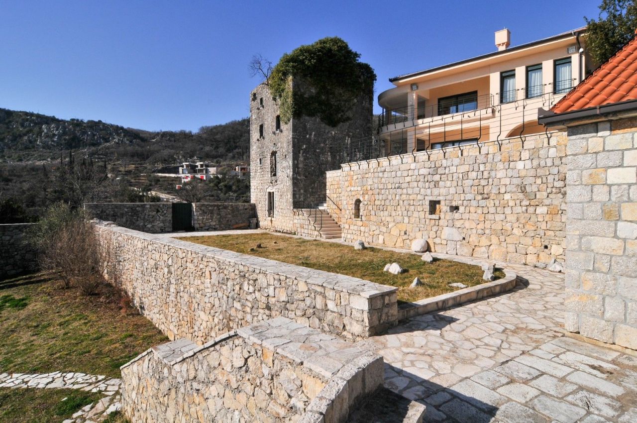 Villa in Herceg-Novi, Montenegro, 495 m² - Foto 8