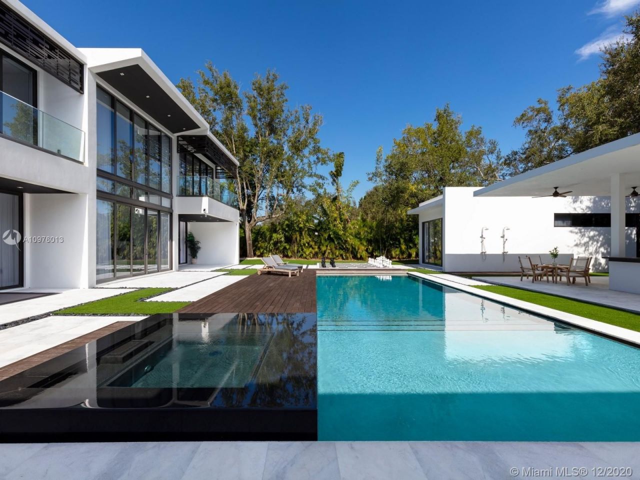 Villa a Miami, USA, 900 m² - foto 2