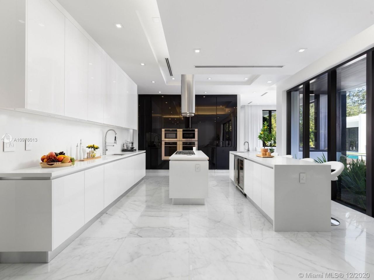 Villa a Miami, USA, 900 m² - foto 12