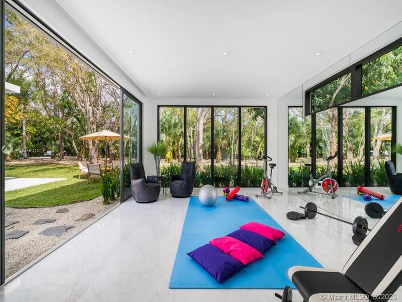 Villa a Miami, USA, 900 m² - foto 3