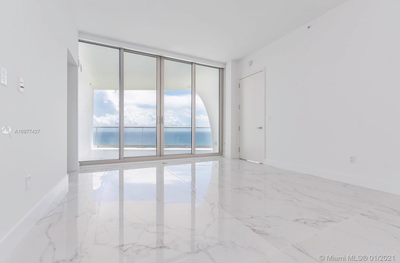 Flat in Miami, USA, 250 m² - picture 7