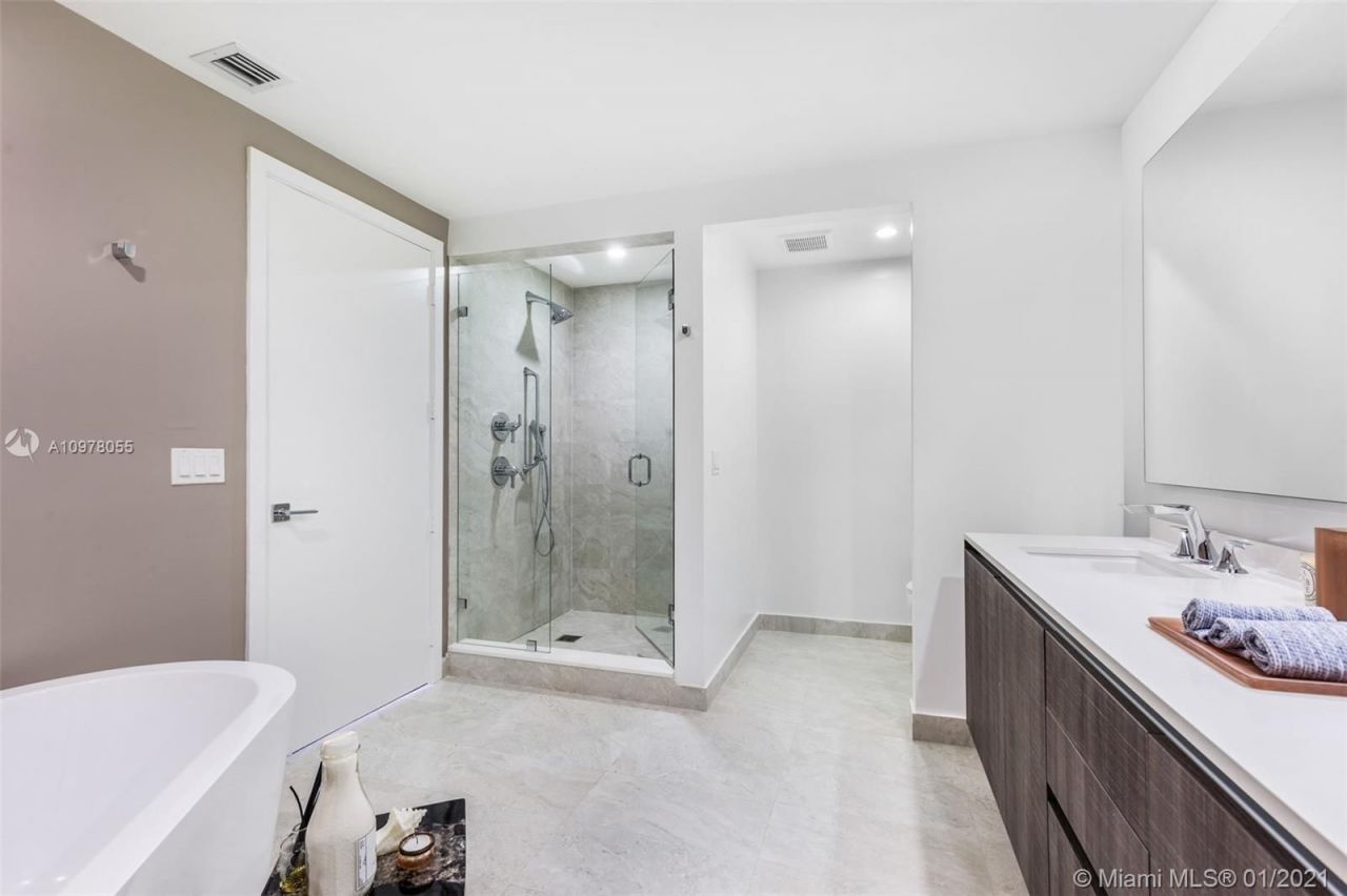 Appartamento a Miami, USA, 170 m² - foto 4