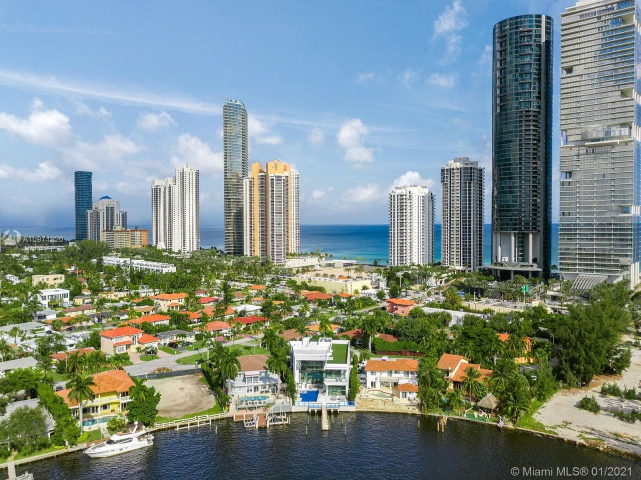 Villa in Miami, USA, 700 m² - Foto 12