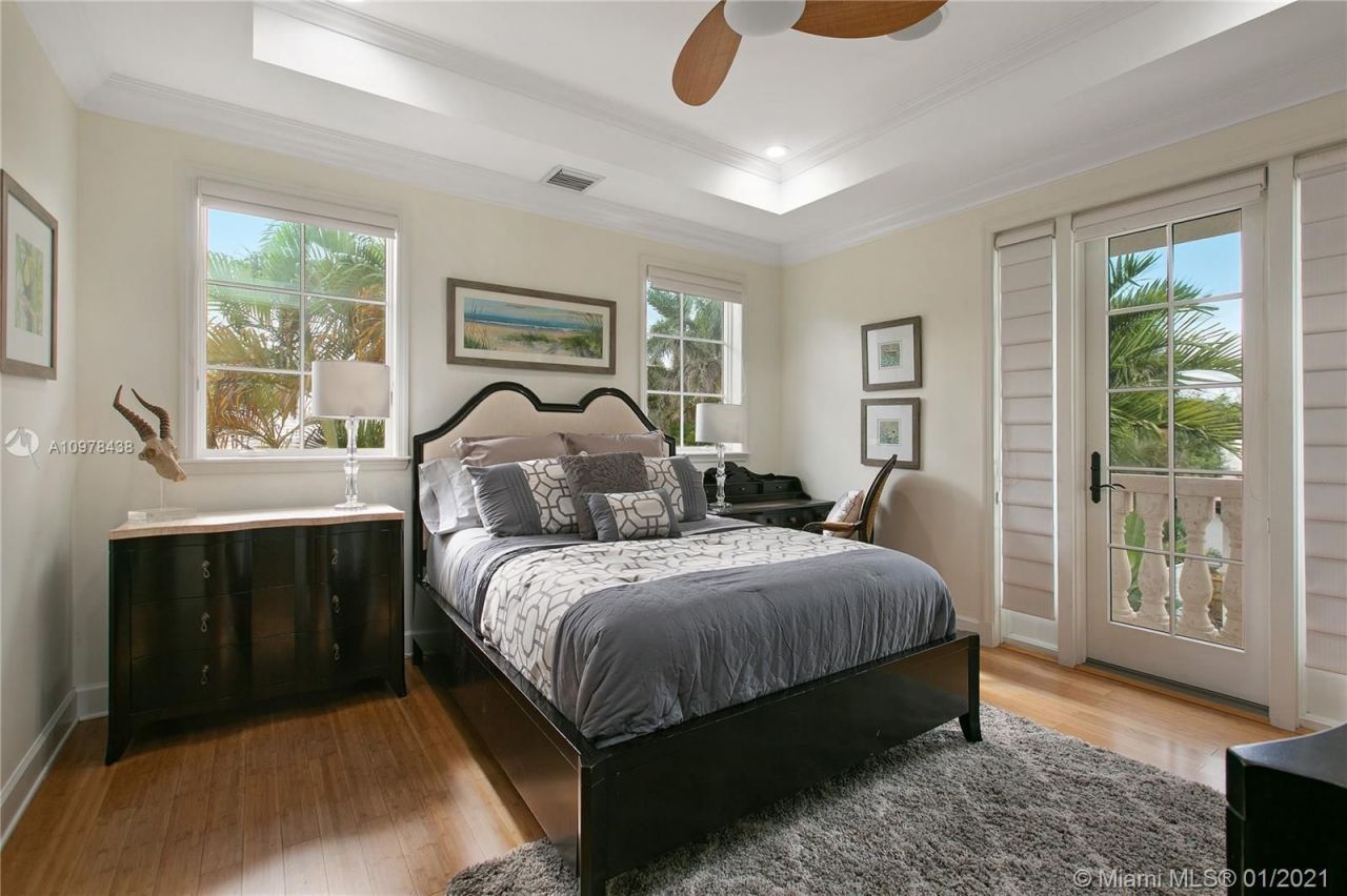 Villa in Miami, USA, 550 m² - picture 11