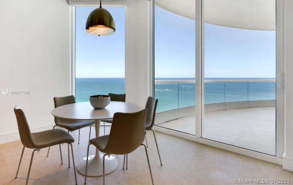 Flat in Miami, USA, 370 m² - picture 3