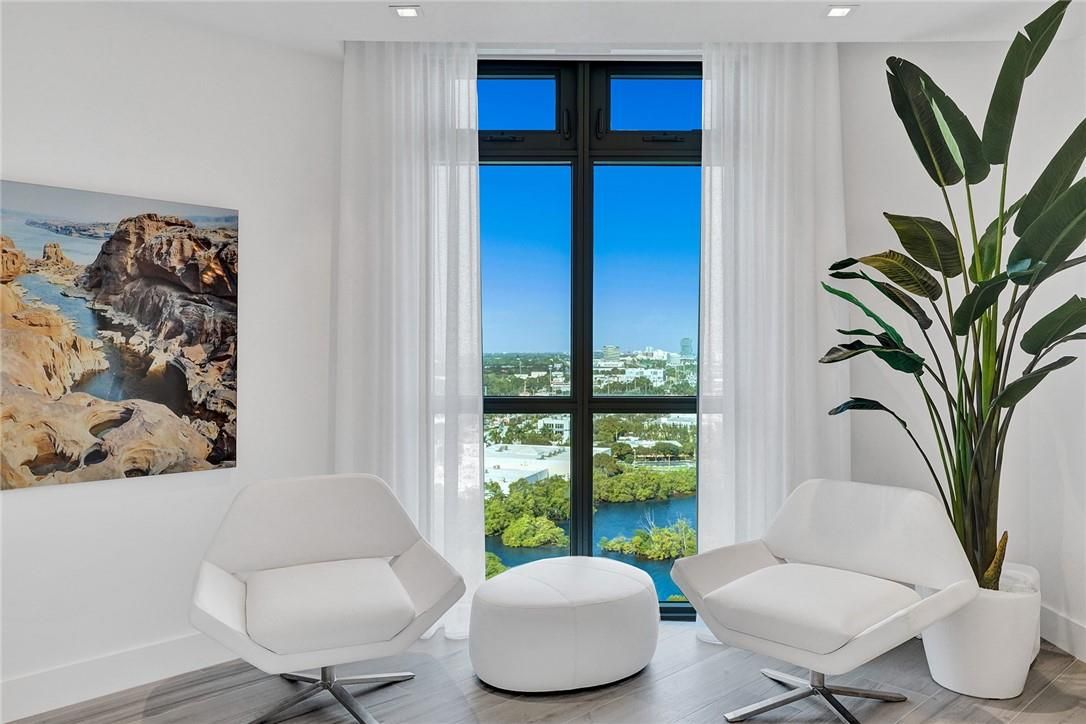 Flat in Miami, USA, 250 m² - picture 8