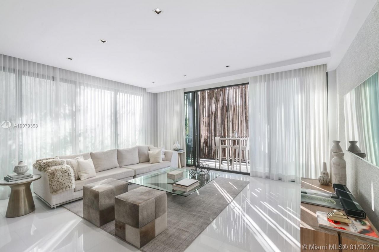 Piso en Miami, Estados Unidos, 150 m² - imagen 12