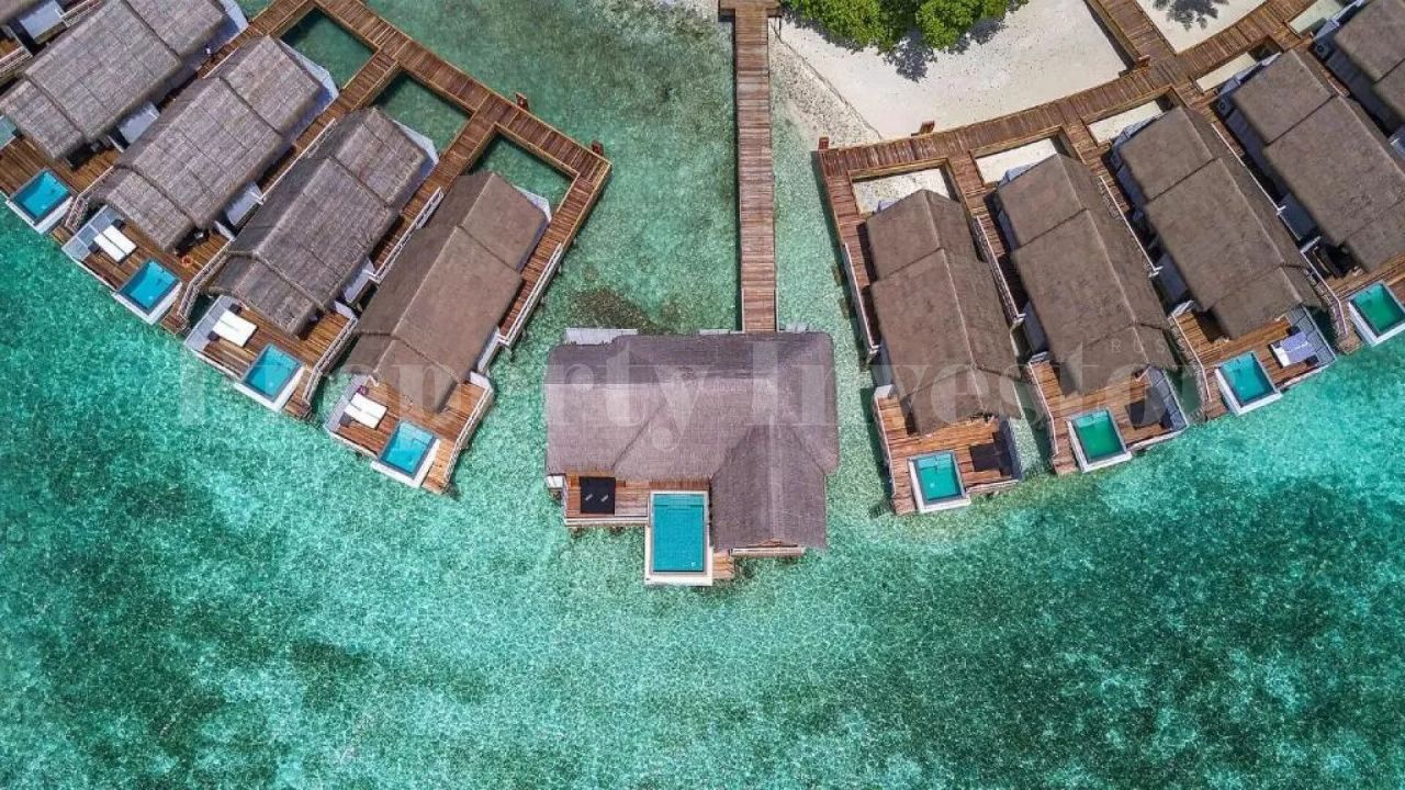 Hotel YUzhnyj Atoll Ari, Maldives, 35 000 m² - picture 1