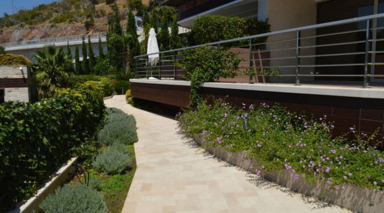 Wohnung in Budva, Montenegro, 167 m² - Foto 2