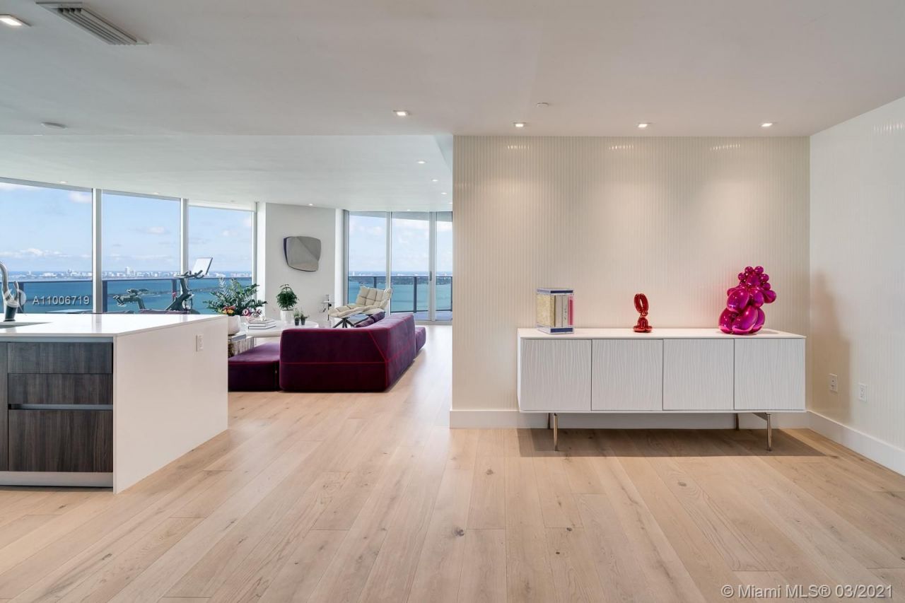 Flat in Miami, USA, 180 m² - picture 3
