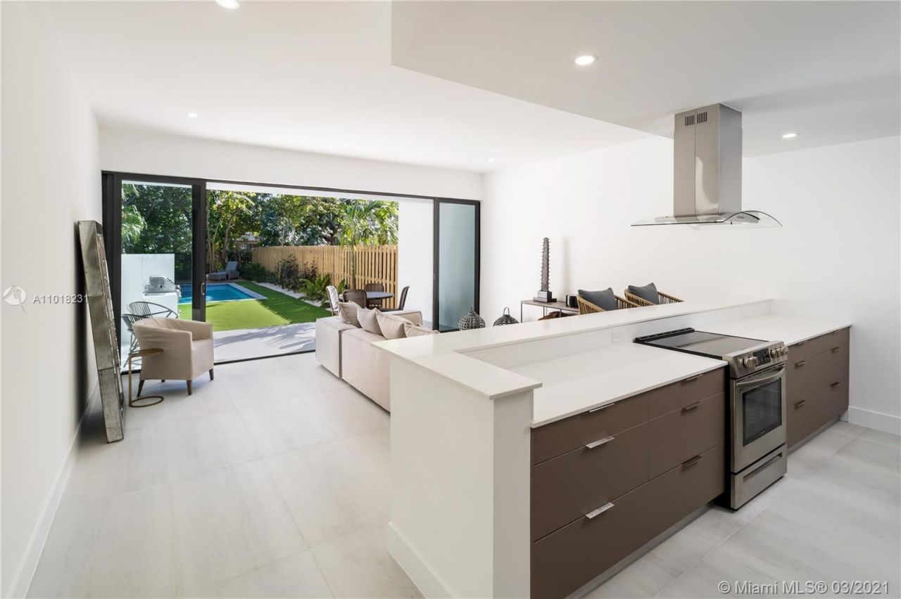 Townhouse a Miami, USA, 270 m² - foto 13